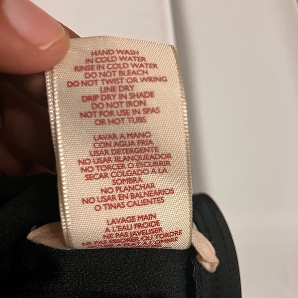 TYR Durafast One Piece Swimsuit in Pink Blue Aztec Size Medium Womens Padded Bra - Picture 5 of 5